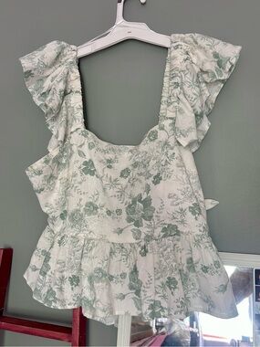 Francesca's Collections Cream Top with Sage Green Floral Print
